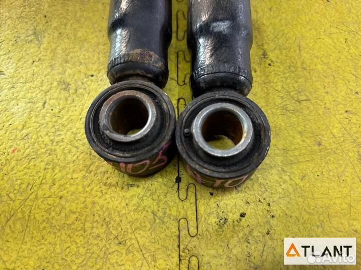 Амортизатор задний toyota voxy