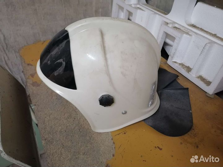 Продам шлем пожарного