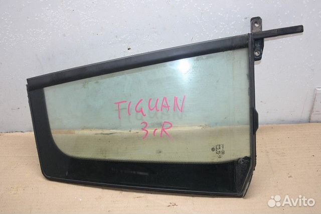 Стекло задней правой двери (форточка) Volkswagen t