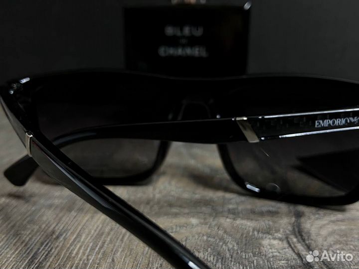 Солнечные очки Armani