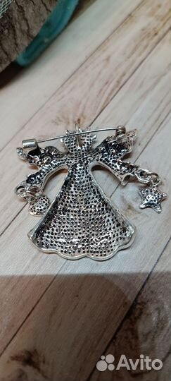 Винтажная брошь Ангел