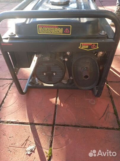 Электрогенератор бензиновый huter 2500L