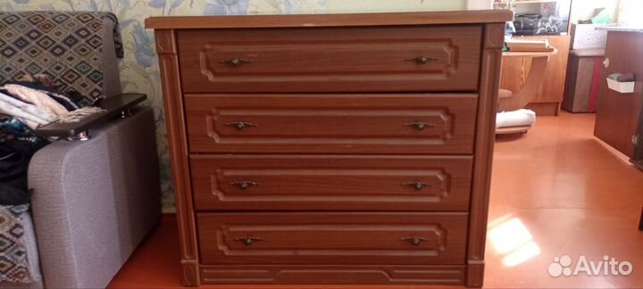 Шкафы и комоды бу