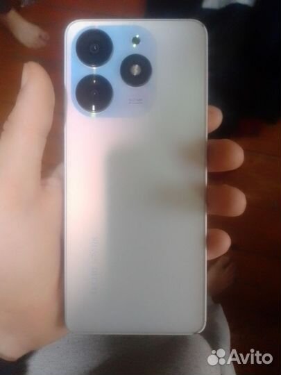 TECNO Spark 10 Pro, 4/128 ГБ