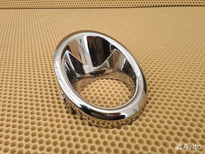 Накладка птф передняя левая Infiniti Qx56 Z62