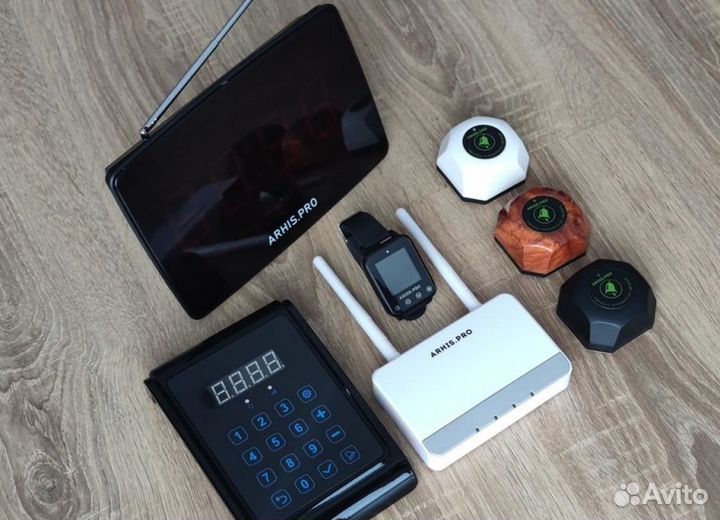 Кнопка вызова официанта в пабе, баре, клубе