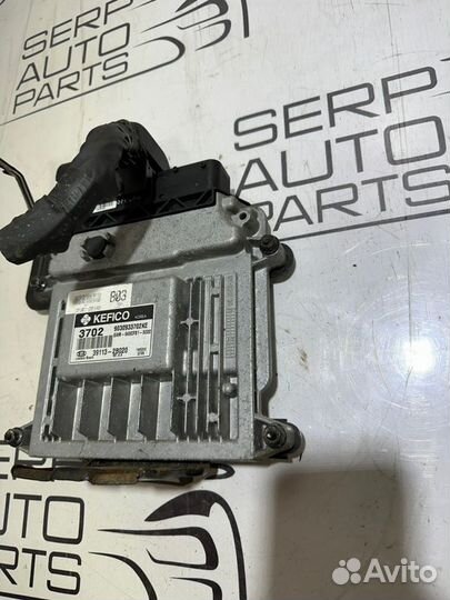 Блок управления двигателем Kia Soul AM G4FC 2009