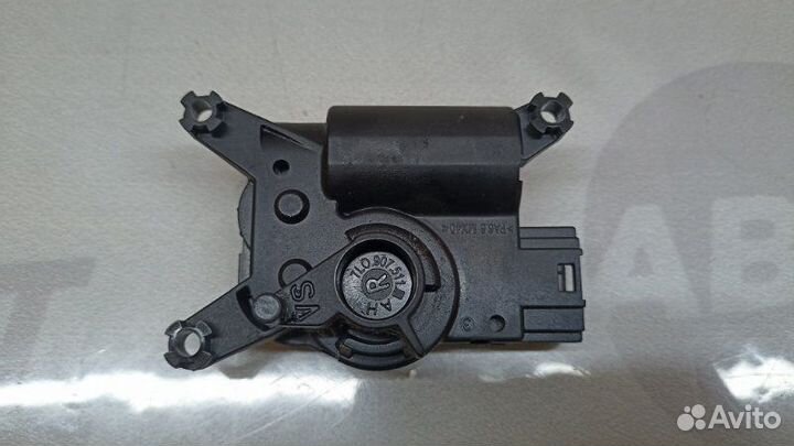 Сервопривод заслонок печки Porsche Cayenne 957