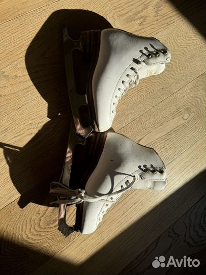 Фигурные коньки jackson freestyle