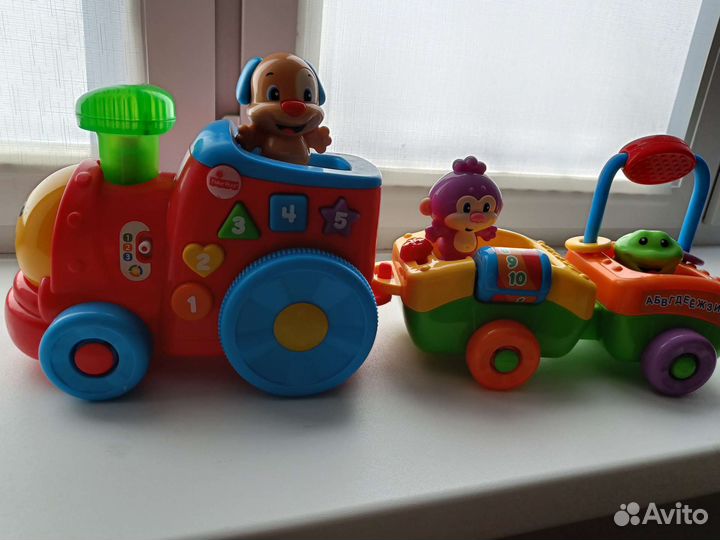 Паровозик умного щенка fisher-price