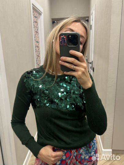Свитер с паетками зеленый 42 44