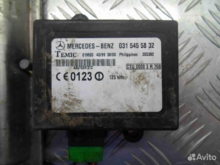 Блок управления двигателем Mercedes-Benz E-Class