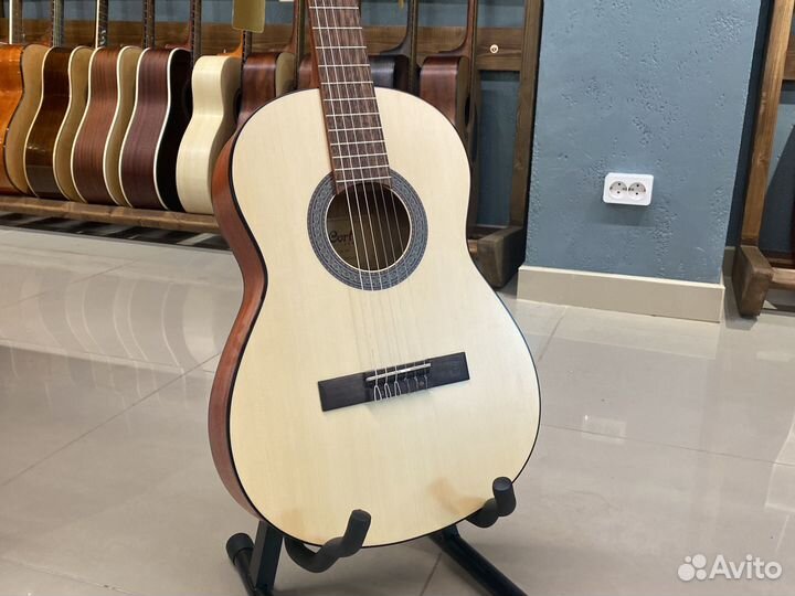 Cort AC70 OP Классическая гитара c чехлом