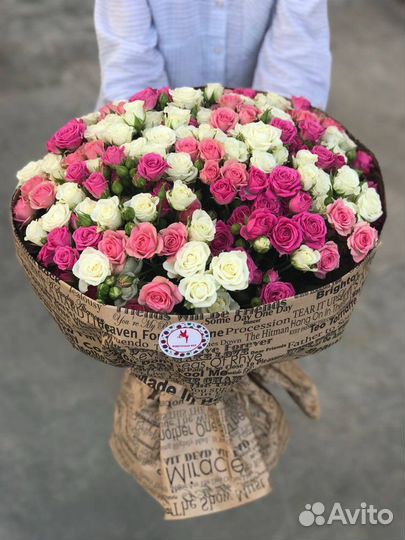 Пионовидные Кустовые Розы Букет роз Свежие в Красн
