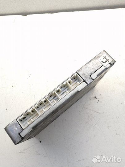 Блок управления EFI Toyota Noah AZR60 1azfse