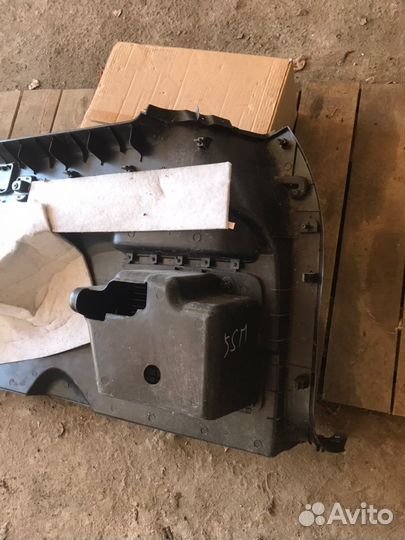 Обшивка багажника левая SsangYong Kyron