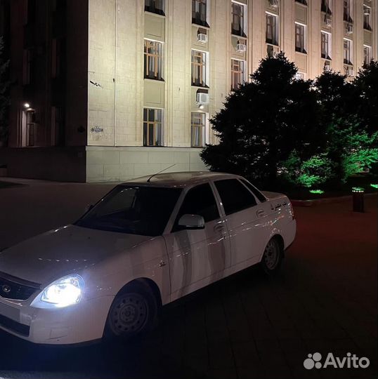 LADA Priora 1.6 МТ, 2014, битый, 284 000 км