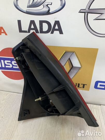 Фонарь задний Renault sandero Прав