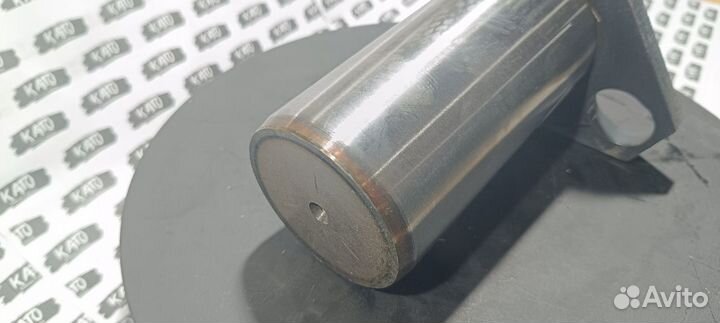 Палец 11883727, верхний узел крепления поворотной