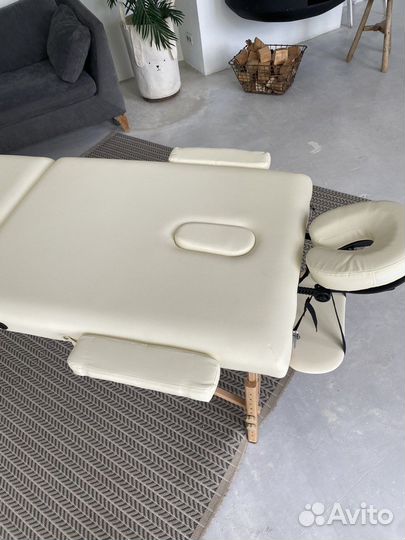 Массажный стол