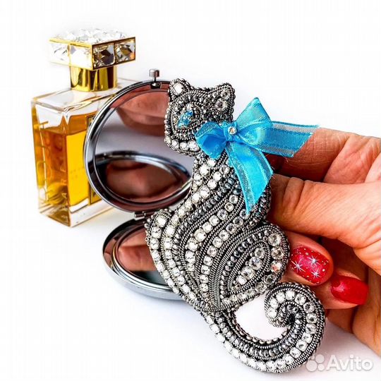 Брошь Кошечка