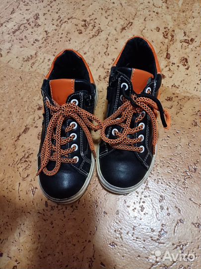 Ботинки демисезонные для мальчика разм.27