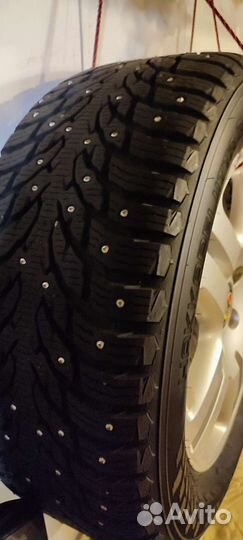 R18 Nokian Tyres Hakkapeliitta 9 255/55, PCD 5x118 DIA 23