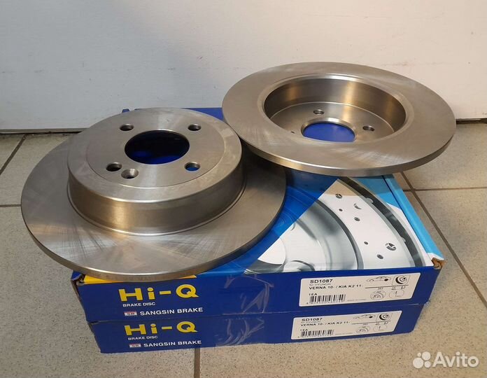 Задние тормозных диски и колодки Solaris - Rio