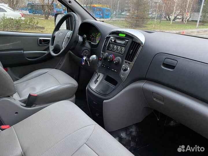 Hyundai Grand Starex 2.5 AT, 2011, 176 000 км