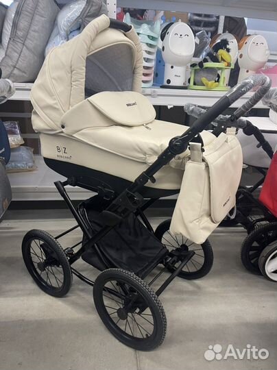 Ретро коляски из эко кожи в ассортименте