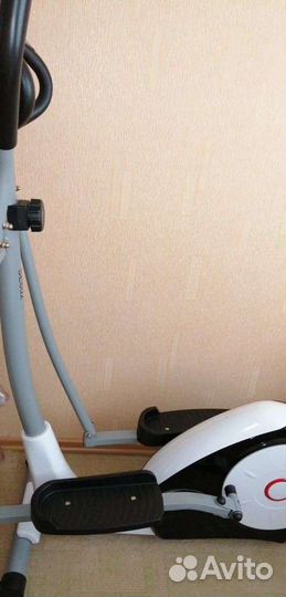 Эллиптический тренажер