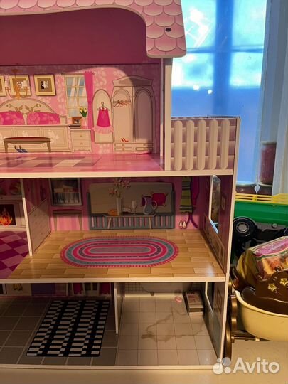 Домик кукольный