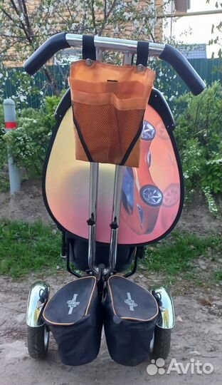 Детский трехколесный велосипед с ручкой