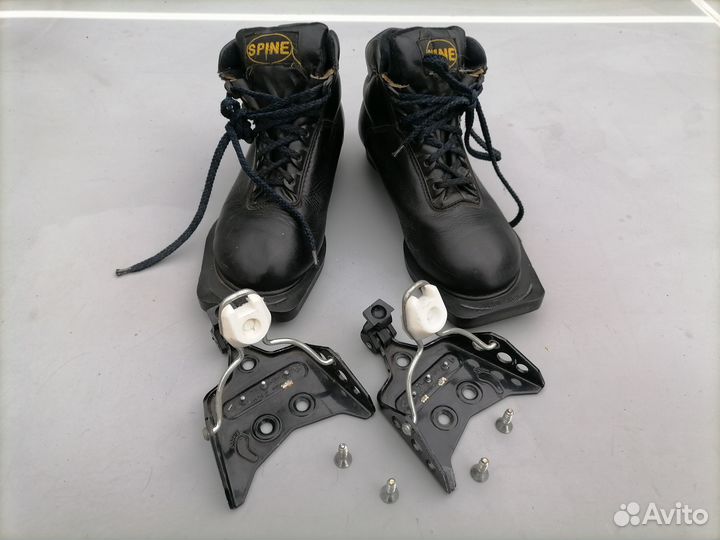 Ботинки лыжные детские с креплениями (комплект)