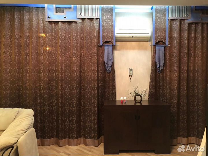 Продам б/у шторы и тюль