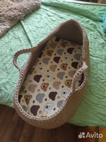 Люлька переноска вязаная