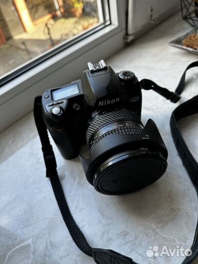 Продам фотоаппарат Nikon d70