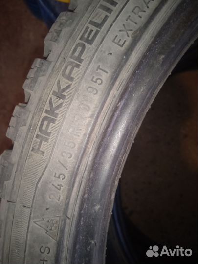 Nokian Tyres Hakkapeliitta 8 245/35 R20