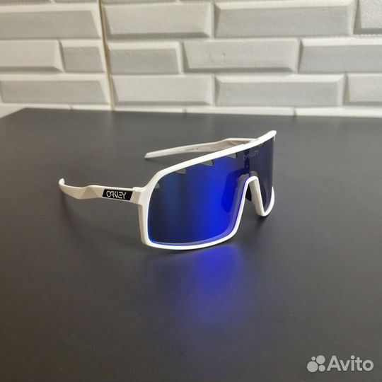 Oakley sutro очки (разные цвета)