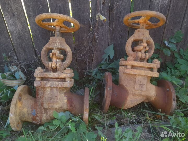 Продам краны винтельные