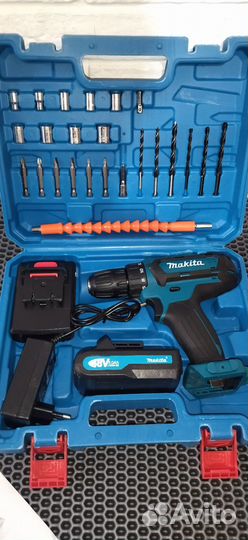 Шуруповерт makita