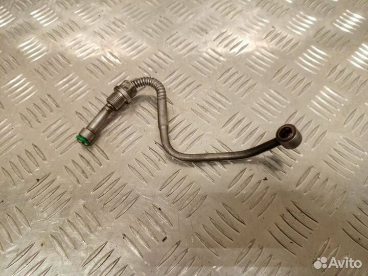 Масляная трубка турбины (подача) Renault Megane 2