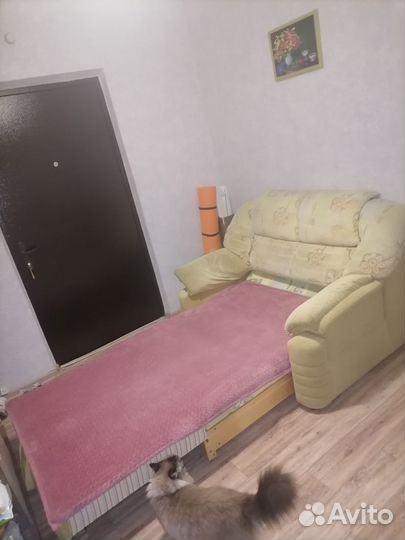 Продам диван раскладной бу двухместный