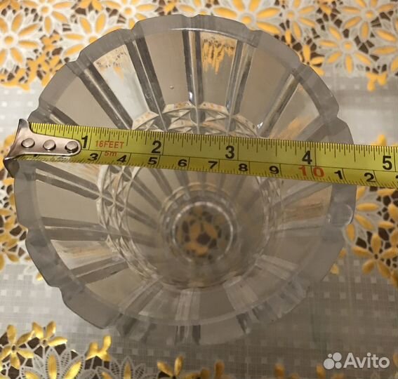 Хрустальная ваза