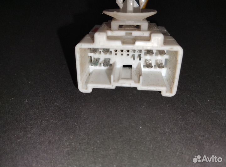 Фишка тoйoтa лекcуc pазъем tоyоta lеxus 12546