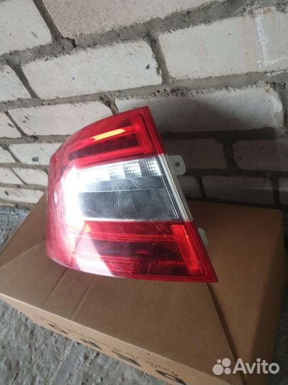 Фонарь левый skoda octavia a7год2013-2017