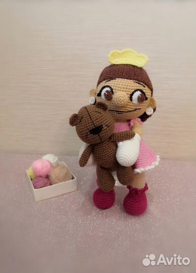 Вязаная кукла крючком ручной работы