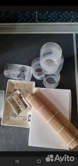 Тарелки кружки стаканы сотейник сковорода шкатулк