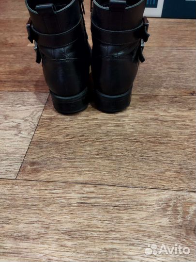 Сапожки для девочки