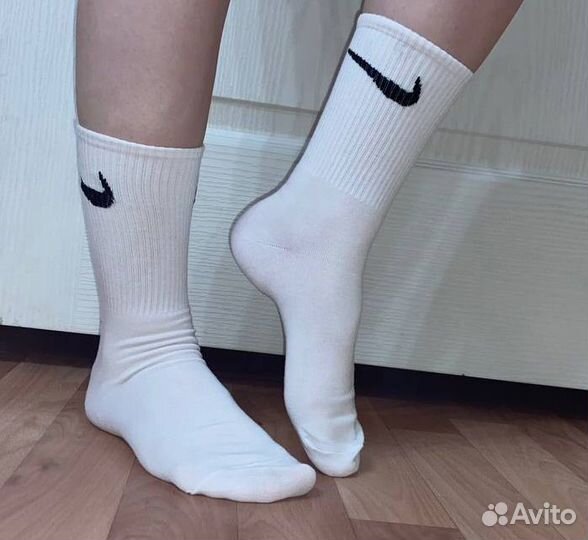 Носки Nike высокие белые